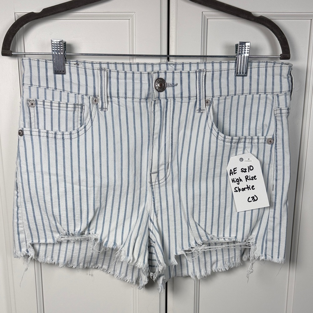 American Eagle High-Rise Shortie Shorts – Size 10